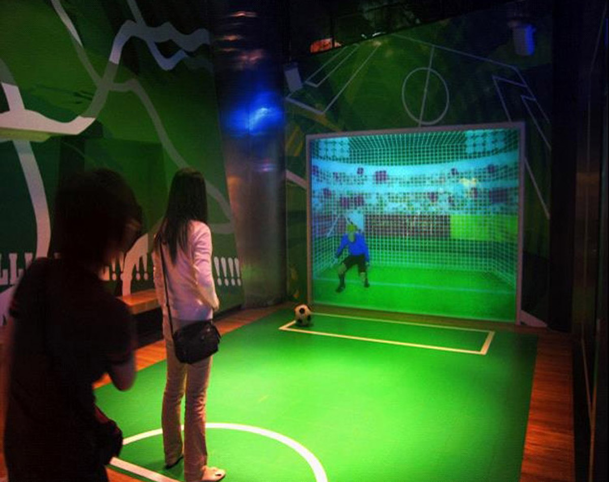 飓风虚拟射门,虚拟足球.jpg